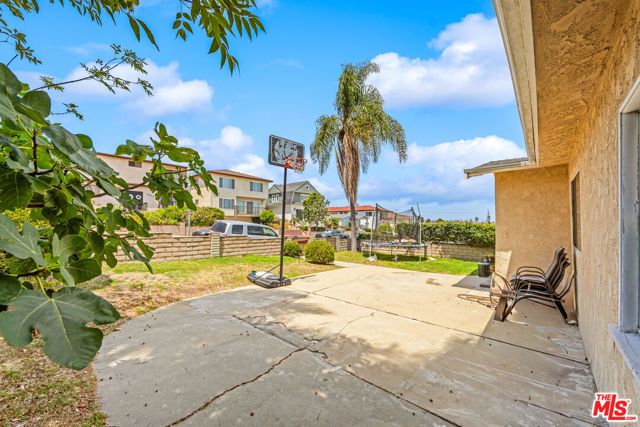 2038 S Alma Street, Los Angeles, CA 90731