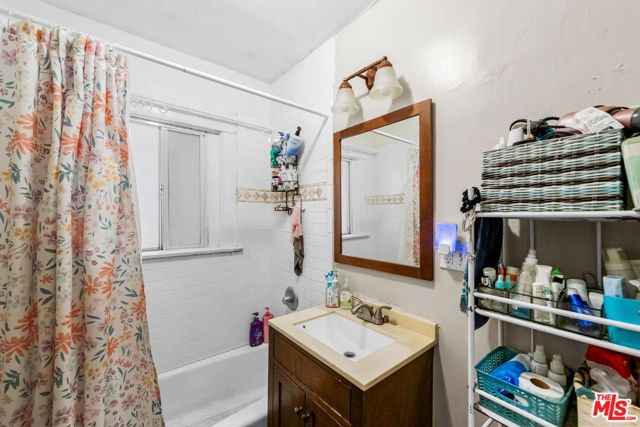 2038 S Alma Street, Los Angeles, CA 90731