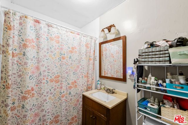 2038 S Alma Street, Los Angeles, CA 90731