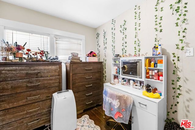 2038 S Alma Street, Los Angeles, CA 90731