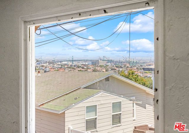 2038 S Alma Street, Los Angeles, CA 90731