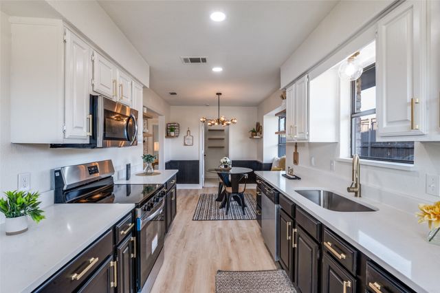 3219 Luallen Drive, Carrollton, TX 75007