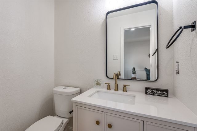 3219 Luallen Drive, Carrollton, TX 75007