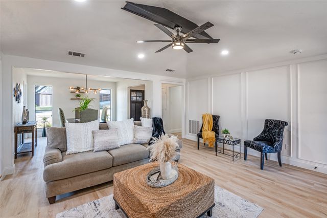 3219 Luallen Drive, Carrollton, TX 75007