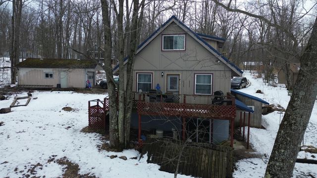 10131 Alpine Drive, Reed City, MI 49677