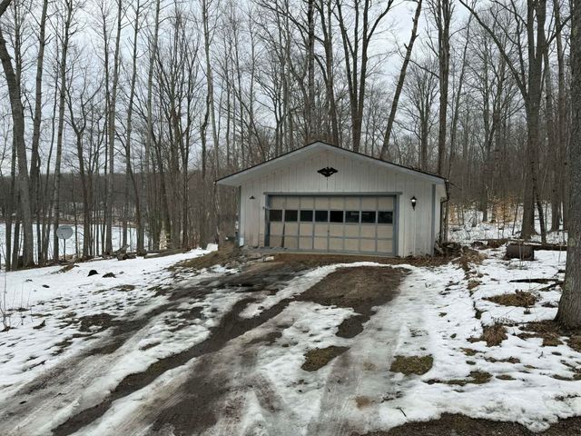 10131 Alpine Drive, Reed City, MI 49677