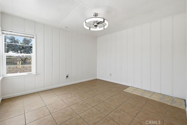 557 W Oldfield Street, Lancaster, CA 93534