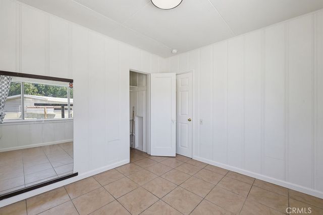 557 W Oldfield Street, Lancaster, CA 93534