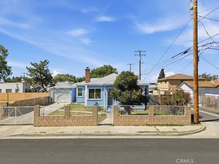 557 W Oldfield Street, Lancaster, CA 93534
