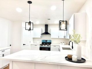 3726 Heatherbrook Drive, Houston, TX 77045