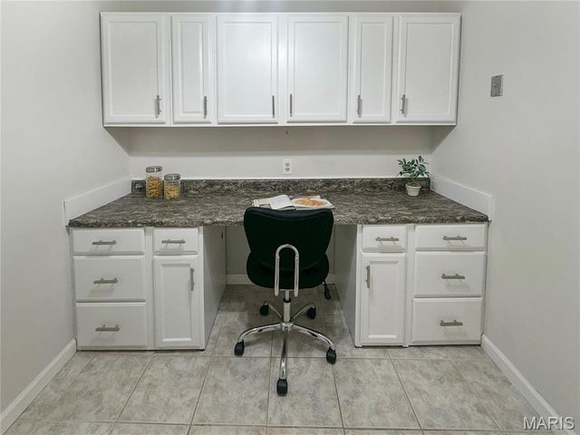 5457 Mild Drive, Oakville, MO 63129