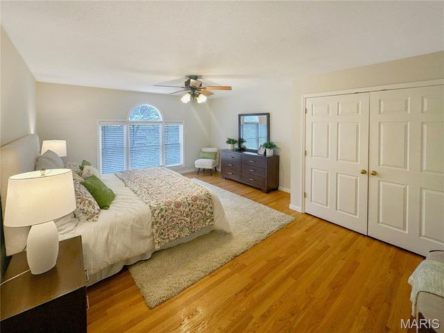 5457 Mild Drive, Oakville, MO 63129