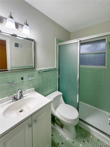 5457 Mild Drive, Oakville, MO 63129