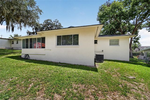 1428 SE 9TH AVENUE, Ocala, FL 34471