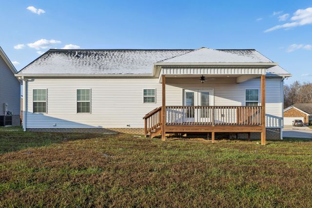 207 Bedford Ct, Hopkinsville, KY 42240