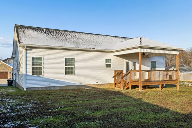 207 Bedford Ct, Hopkinsville, KY 42240