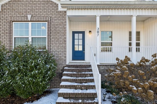 207 Bedford Ct, Hopkinsville, KY 42240