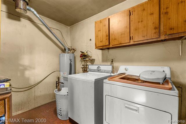 5622 Campbell Street, Dearborn Heights, MI 48125