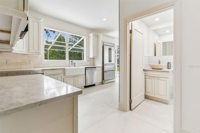 4966 EBENSBURG DRIVE, Tampa, FL 33647
