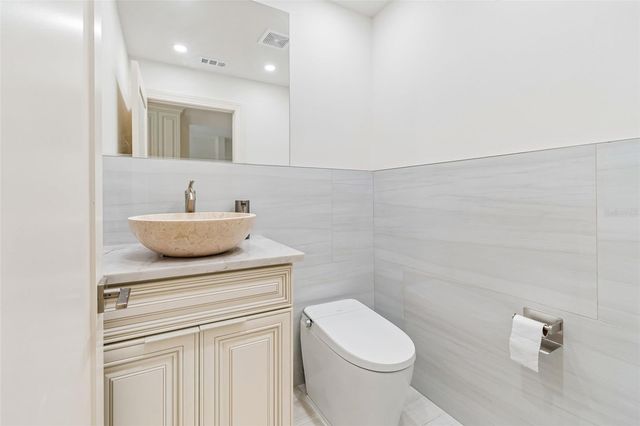 4966 EBENSBURG DRIVE, Tampa, FL 33647