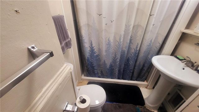 313 Mansion St, Poughkeepsie, NY 12601