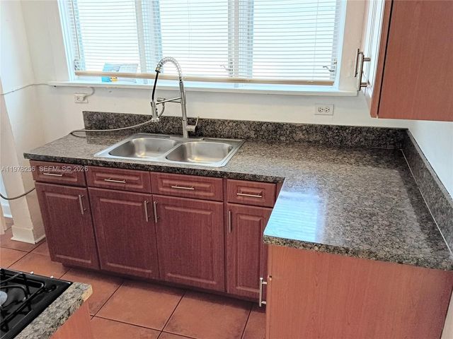 2346 SW 20th St, Miami, FL 33145