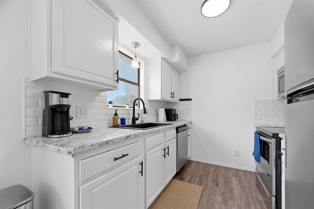 908 S Dalton Dr., Wichita, KS 67207