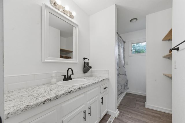 908 S Dalton Dr., Wichita, KS 67207