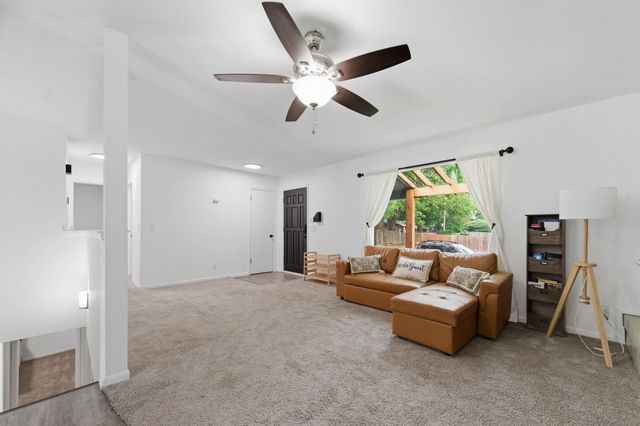 908 S Dalton Dr., Wichita, KS 67207