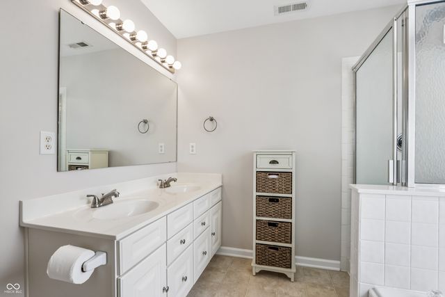 6104 Franklin Villas Way, Indianapolis, IN 46237