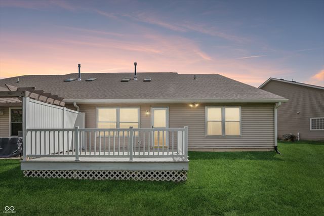 6104 Franklin Villas Way, Indianapolis, IN 46237