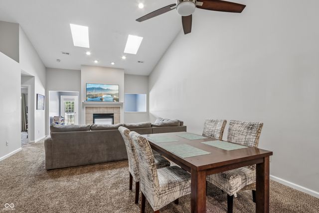 6104 Franklin Villas Way, Indianapolis, IN 46237
