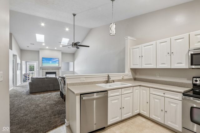 6104 Franklin Villas Way, Indianapolis, IN 46237