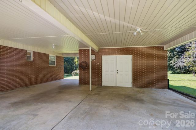 76 Ken Smith Lane, Taylorsville, NC 28681