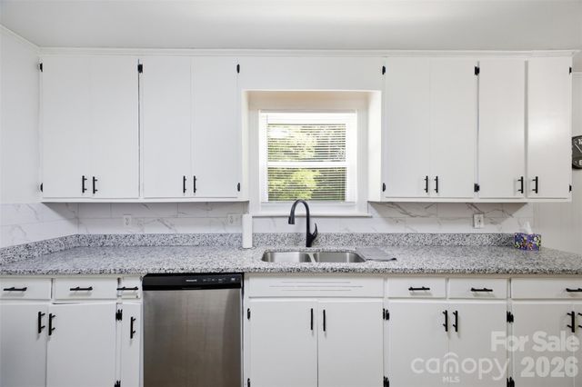 76 Ken Smith Lane, Taylorsville, NC 28681