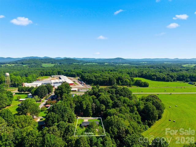 76 Ken Smith Lane, Taylorsville, NC 28681