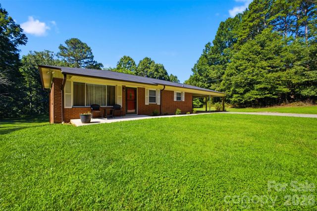 76 Ken Smith Lane, Taylorsville, NC 28681