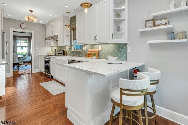 65 Hawthorne Ave, Glen Ridge Boro Twp., NJ 07028