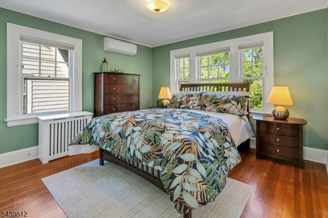 65 Hawthorne Ave, Glen Ridge Boro Twp., NJ 07028