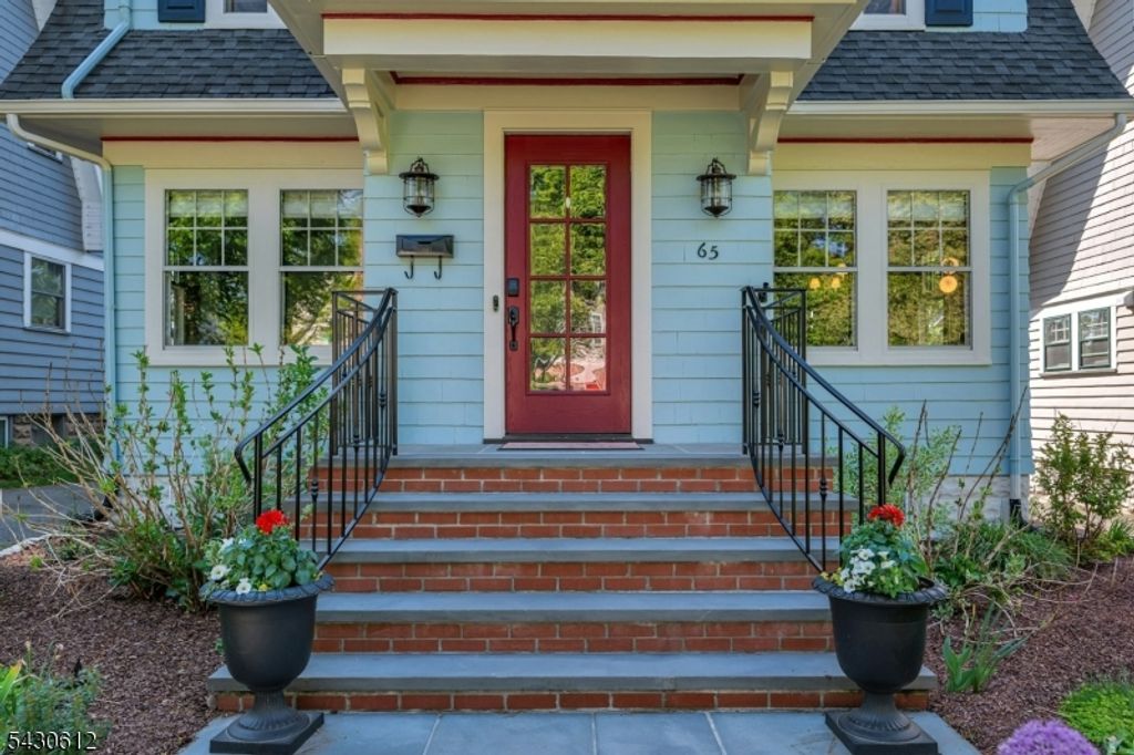 65 Hawthorne Ave, Glen Ridge Boro Twp., NJ 07028