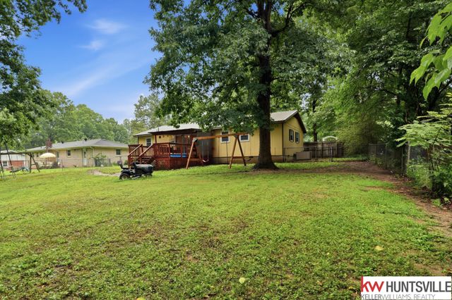 39 Eastwood Dr, Fayetteville, TN 37334