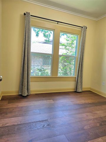 429 N Main ST, Rockdale, TX 76567