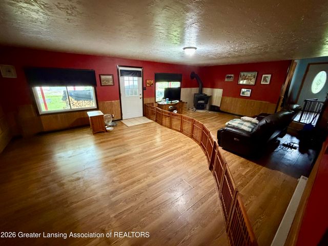 5447 Woods Road, Bellevue, MI 49021