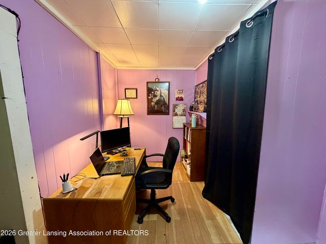 5447 Woods Road, Bellevue, MI 49021