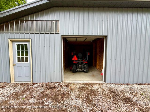 5447 Woods Road, Bellevue, MI 49021