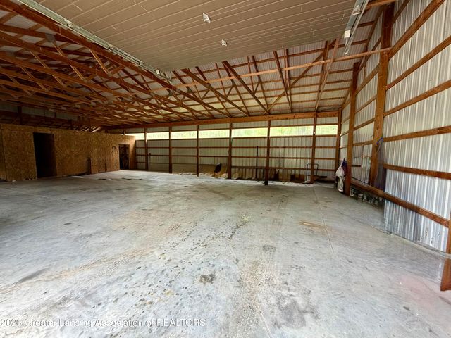 5447 Woods Road, Bellevue, MI 49021