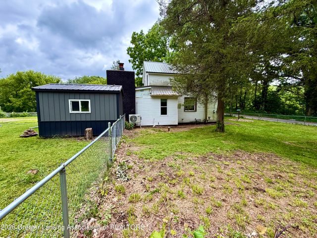 5447 Woods Road, Bellevue, MI 49021