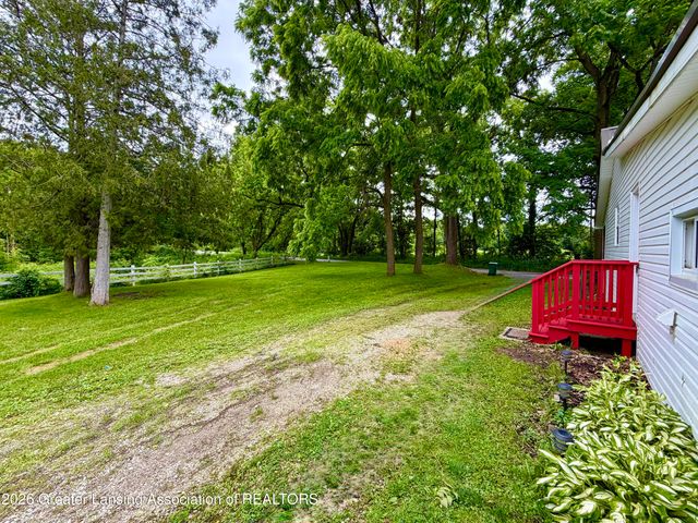 5447 Woods Road, Bellevue, MI 49021