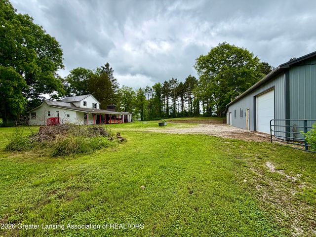 5447 Woods Road, Bellevue, MI 49021