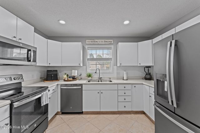 355 Woodgreen Drive, Aberdeen, NC 28315